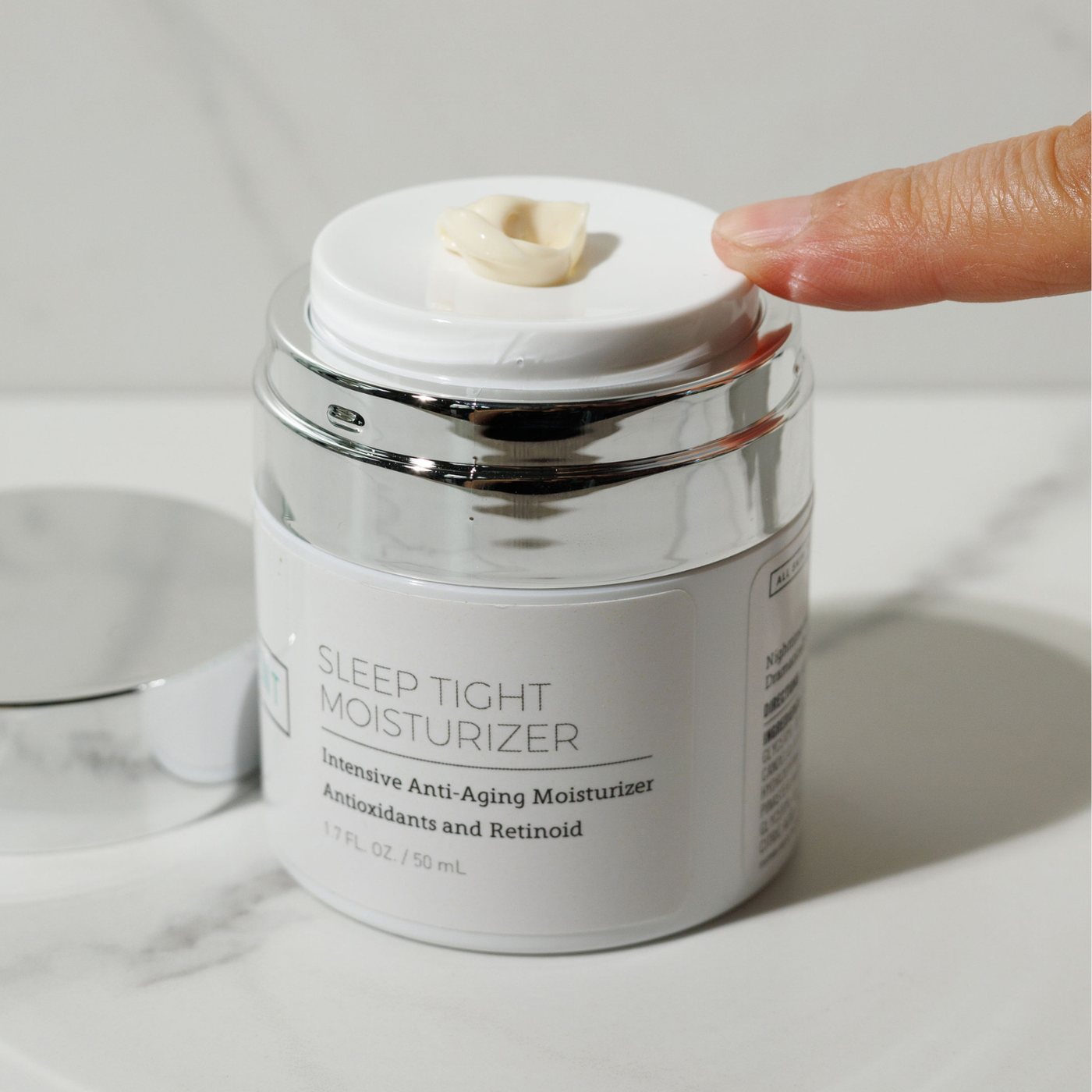 The Treatment Sleep Tight Moisturizer | Intensive Anti-Aging Night Cream